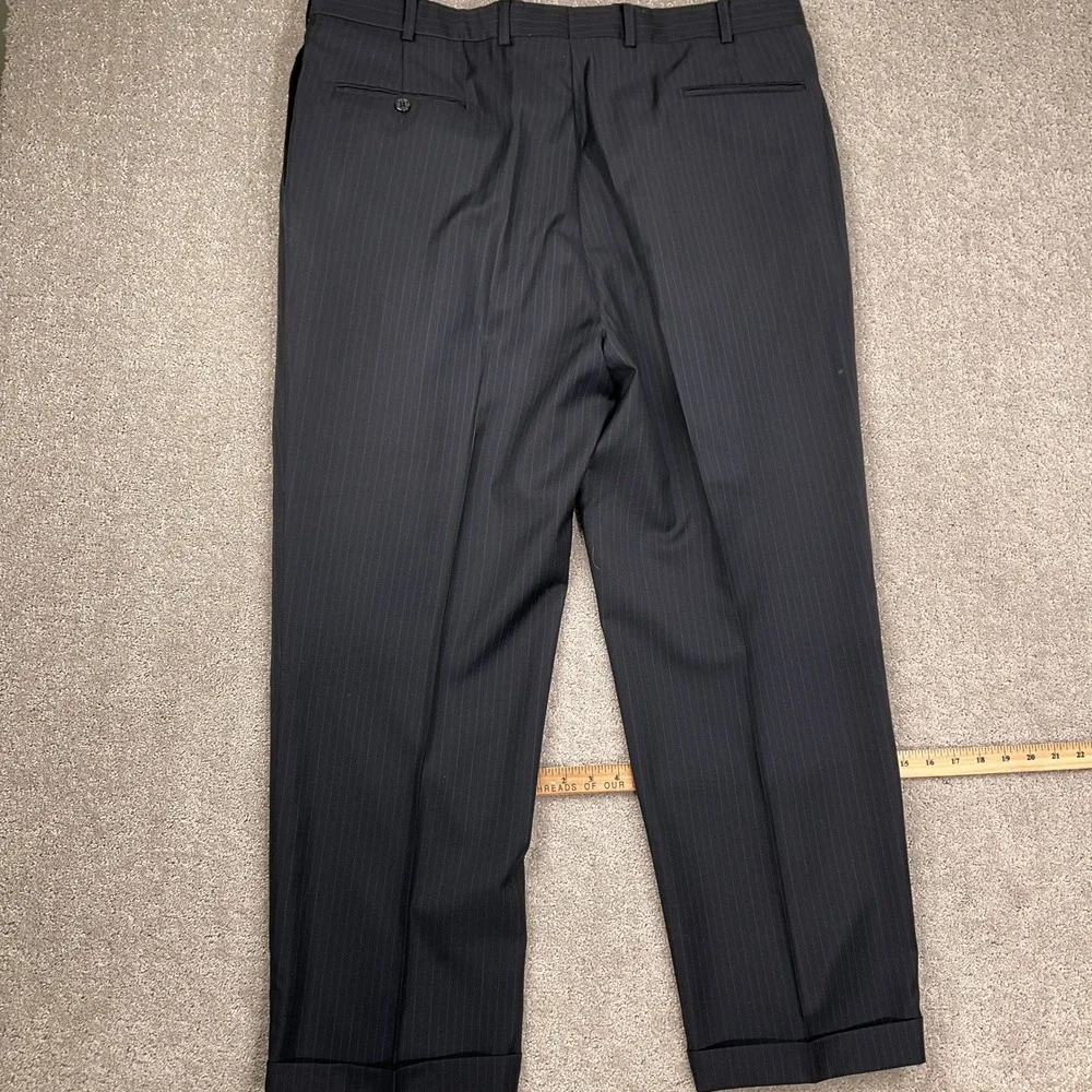 JOS A BANK Signature Suit Mens 46L 40W 29L  Black Purple Pinstripe 2 Button Wool